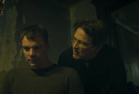 Картинка из сериала Ночной агент